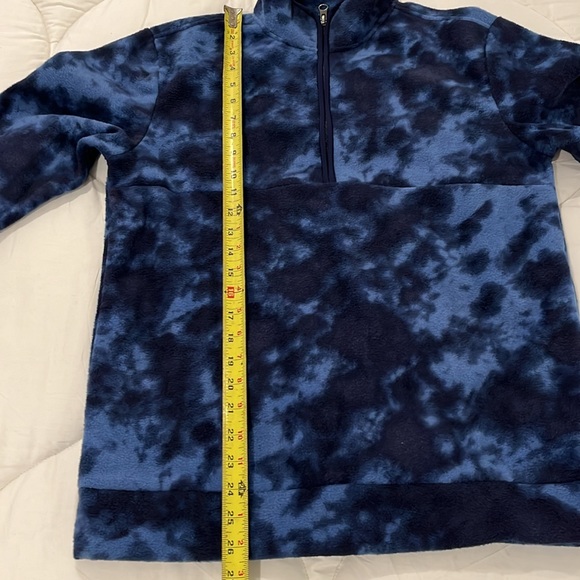 GAP NWT tie-dye fleece quarter zip - Picture 8 of 8